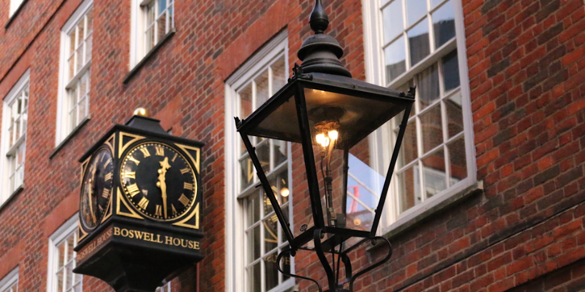 A Victorian Christmas Walk
