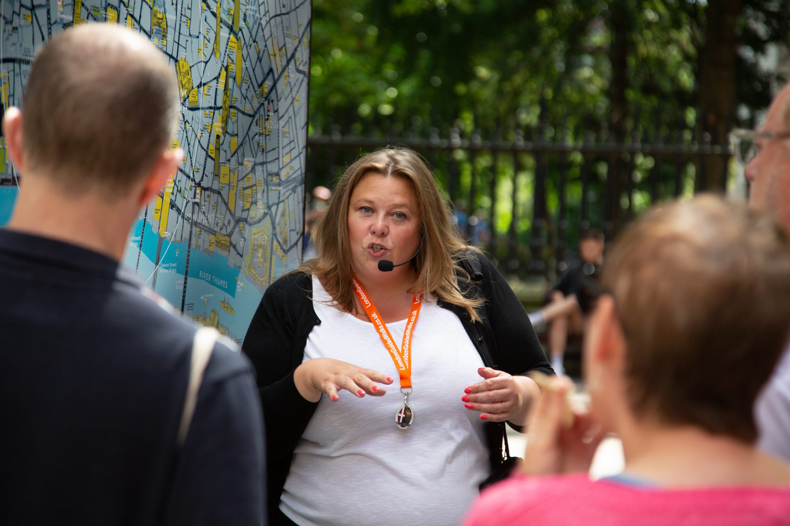 Heretics and Horrors Walking Tour in the City