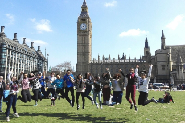 London-Walking-Tours-for-International-School-Groups1.jpg