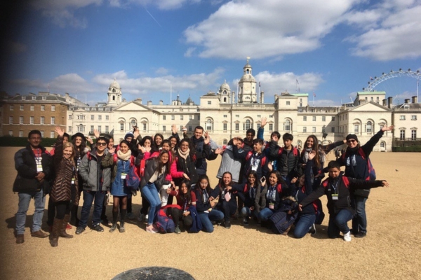 London-Walking-Tours-for-International-School-Groups24.jpg