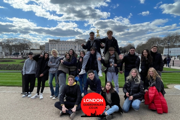 London-Walking-Tours-for-International-School-GroupsInternational-Student-London-Tours-10.jpg