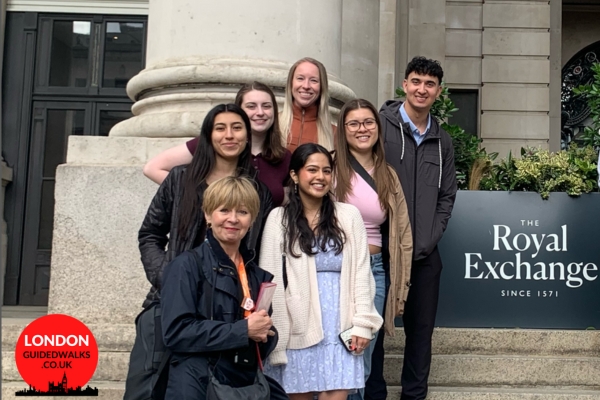 London-Walking-Tours-for-International-School-GroupsInternational-Student-London-Tours-2.jpg