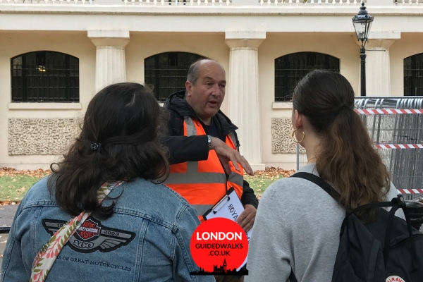 London-Walking-Tours-for-International-School-GroupsInternational-Student-London-Tours-6.jpg